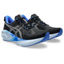 Asics Men's Novablast 5 Black/White รองเท้าวิ่งสำหรับผู้ชาย 2