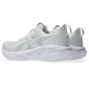Asics Men's Novablast 5 White/Piedmont Grey รองเท้าวิ่งสำหรับผู้ชาย 3