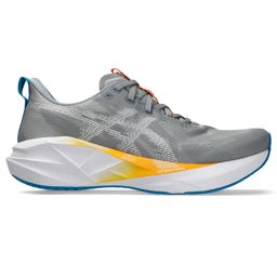 Asics Men's Novablast 5 Wide Gravel/White รองเท้าวิ่งผู้ชาย หน้าเท้ากว้าง