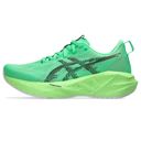 Asics Women's Novablast 5 Vital Green/Black รองเท้าวิ่งผู้หญิง 8