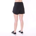 Training Lab Women’s 2 in 1 Fly Shorts | กางเกงวิ่งที่เบา คล่องตัว และมั่นใจ 4