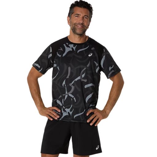  Asics Men's Road All Over Print SS Top Performance Black เสื้อวิ่งแขนสั้น