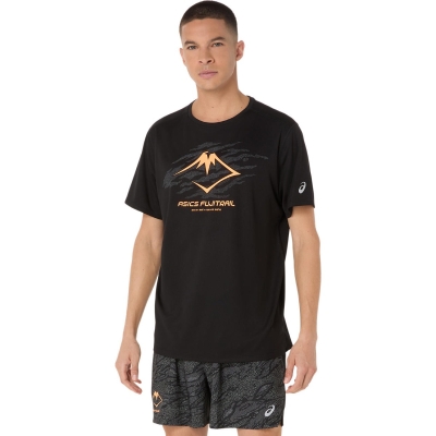 Asics Men's Fujitrail Logo SS Top Performance Black เสื้อวิ่งแขนสั้นผู้ชาย