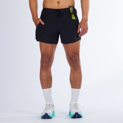 Training Lab Men's 5” Compress Short | กางเกงรัดกล้ามเนื้อชาย 5 นิ้ว สำหรับวิ่งและเทรนนิ่ง