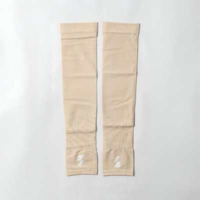 Motive Arm Sleeves - AeroSkin Collection - Clay Sand | ปลอกแขนรัดกล้ามเนื้อ