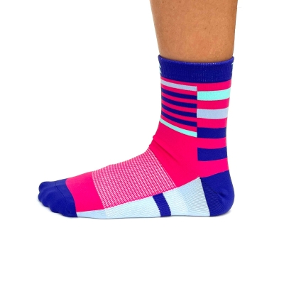 T8 Mix Match Socks - Pink ถุงเท้า