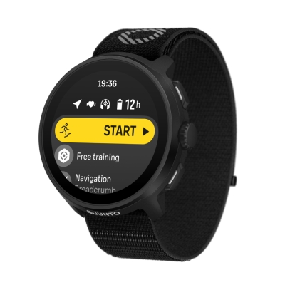 SUUNTO RUN ALL BLACK นาฬิกาวิ่ง GPS น้ำหนักเบา