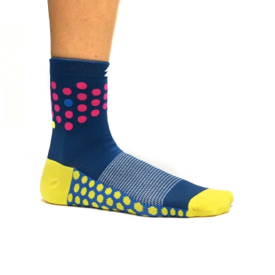 T8 Mix Match Socks Pink Spots ถุงเท้า