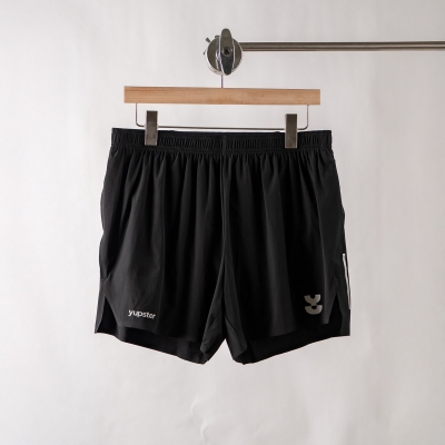 Yupster Strider Shorts - PathMaker Collection - Solid Black | กางเกงวิ่งที่เบาและคล่องตัวที่สุด