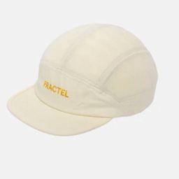 Fractel F-Series Core Cap Sahara หมวกวิ่ง Fractel F-Series Core Cap ปีกตรง ระบายอากาศดี กันยูวี