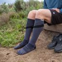Injinji Trail Midweight Over the Calf Granite ถุงเท้าแยกนิ้ว (สูงถึงใต้เข่า) 3