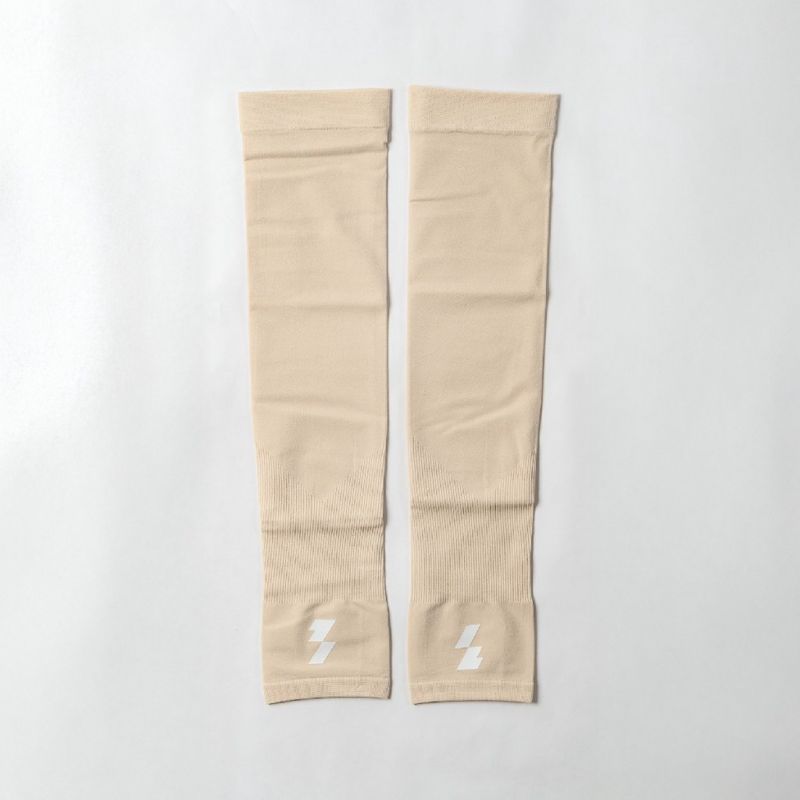 Motive Arm Sleeves - AeroSkin Collection - Clay Sand | ปลอกแขนรัดกล้ามเนื้อ