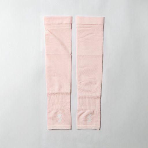 Motive Arm Sleeves - AeroSkin Collection - Dust Peach | ปลอกแขนรัดกล้ามเนื้อ