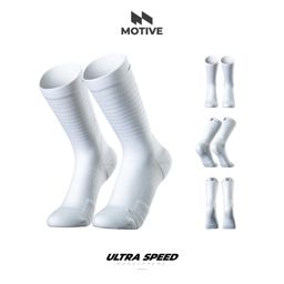 Motive Sock Ultra Speed Monochrome - White ถุงเท้าวิ่งบางเบาพิเศษ