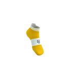 Compressport Pro Racing Socks V4.0 Run Low - Lemon/White ถุงเท้าวิ่งข้อสั้น 2