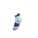  Compressport Pro Racing Socks V4.0 Run Low - Star White/Orient Blue ถุงเท้าวิ่งข้อสั้น 4