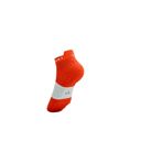 Compressport Pro Racing Socks V4.0 Run Low - Tigerlily/White ถุงเท้าวิ่งข้อสั้น 4