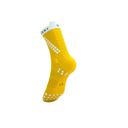 Compressport Pro Racing Socks V4.0 Trail - Lemon/White ถุงเท้าวิ่งเทรล 4