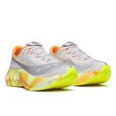 Saucony Women's Endorphin Pro 4 Fog/Peel รองเท้าวิ่งแข่ง 2