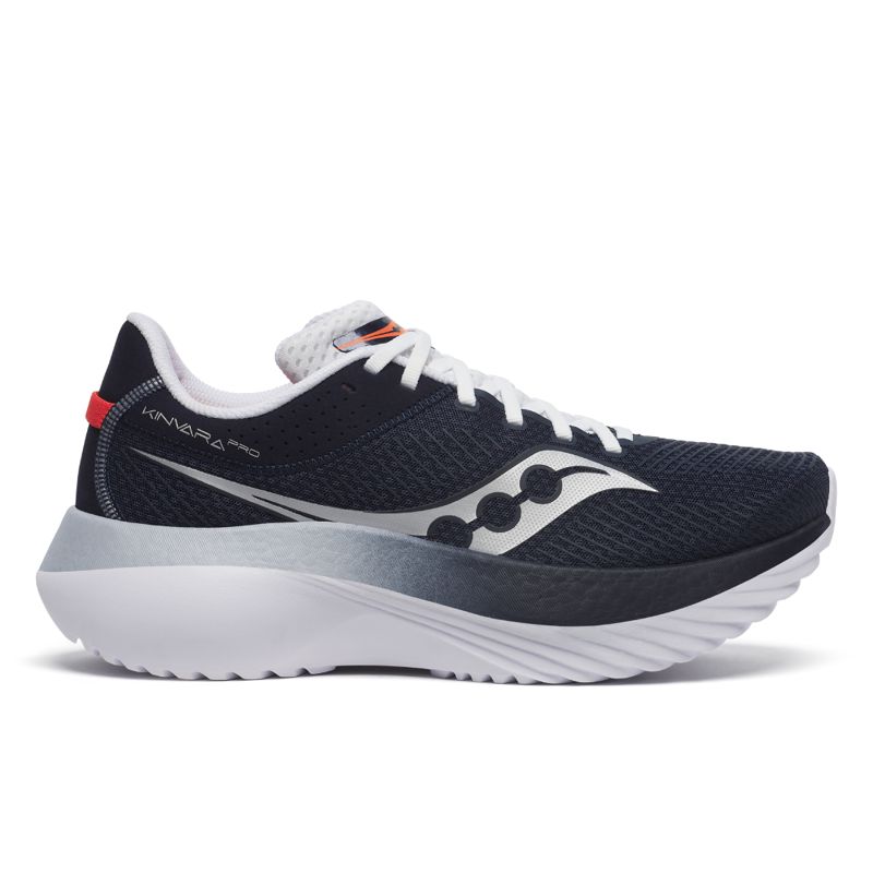 Saucony Men’s Kinvara Pro Navy/White รองเท้าวิ่ง