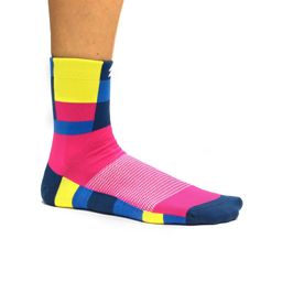 T8 Mix Match Socks Blocks ถุงเท้าสำหรับนักวิ่ง