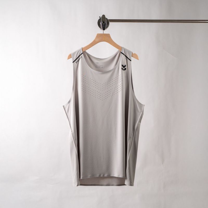 Yupster Running Singlet - PathMaker Collection - Stone Grey | เสื้อกล้ามวิ่งเทรล