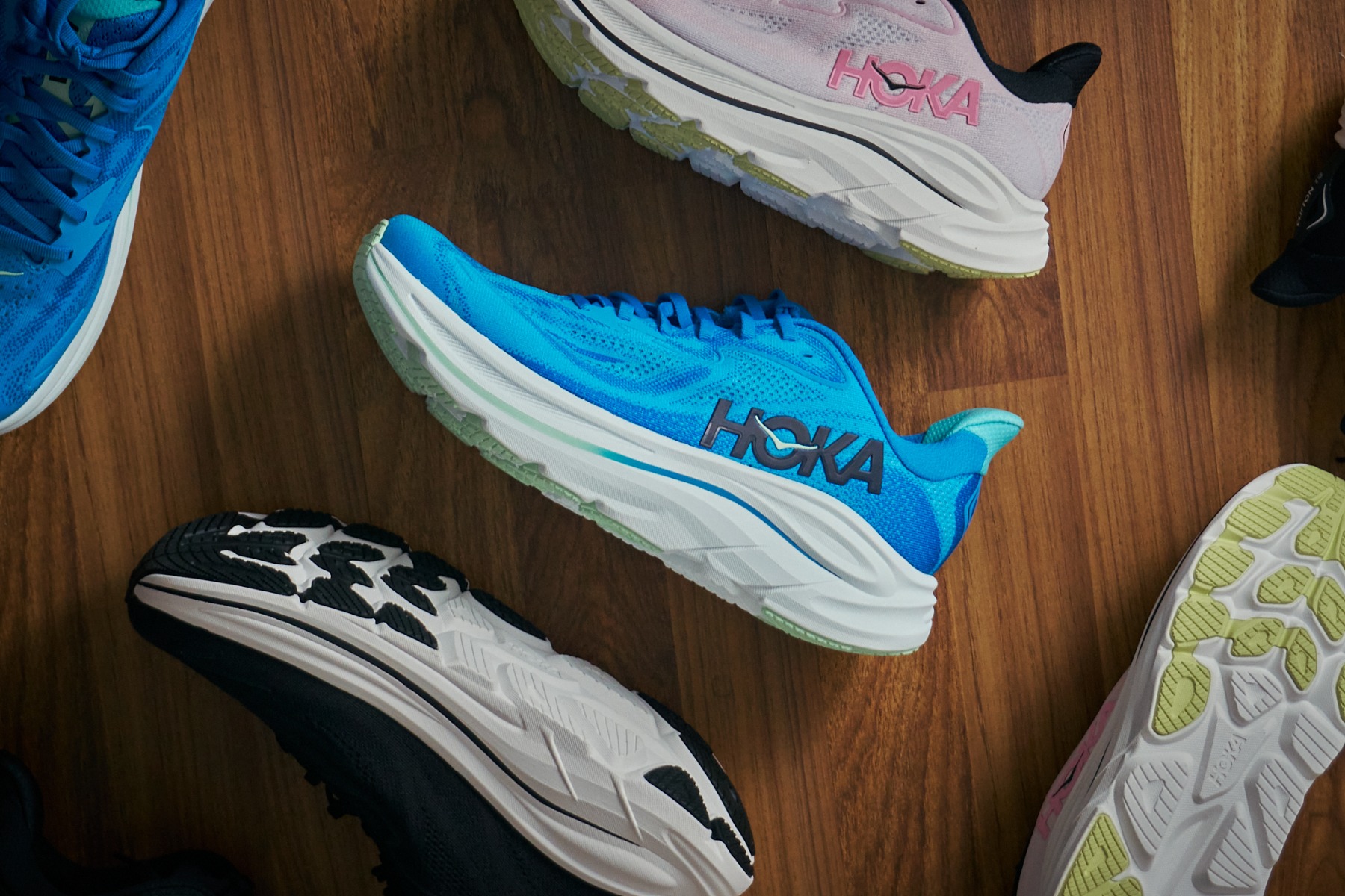 000-2025_Hoka_clifton_10
