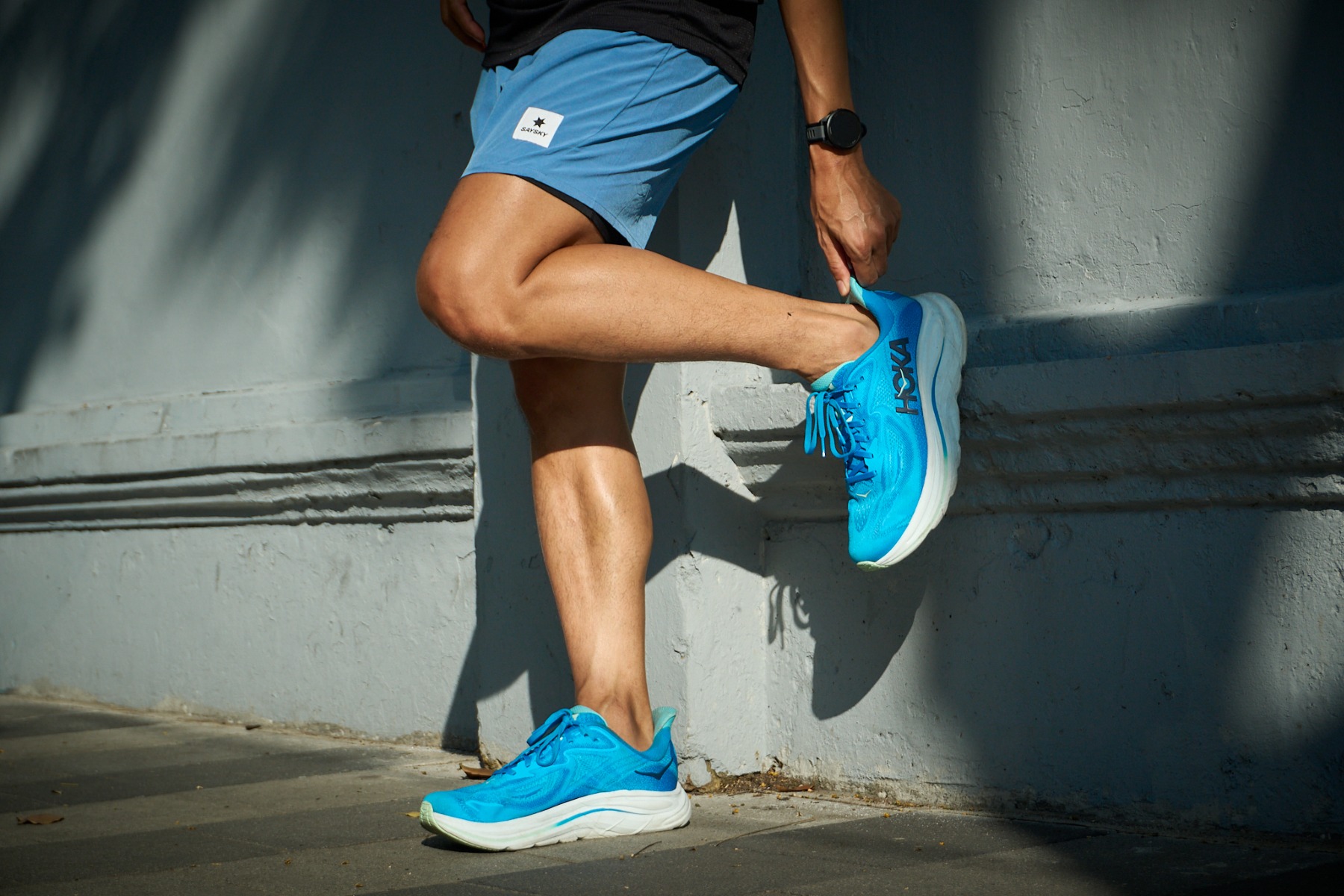 007-2025_HOKA_CLIFTON_10_Lifestyle